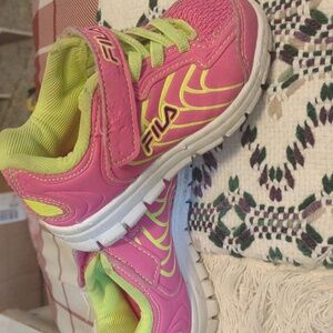 Filas Pink/Green Tennis Shoes